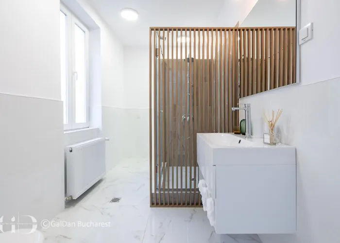 Cismigiu Elegant In Prime Location Apartment Bucharest