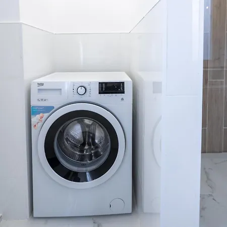 Cismigiu Elegant In Prime Location Bükreş